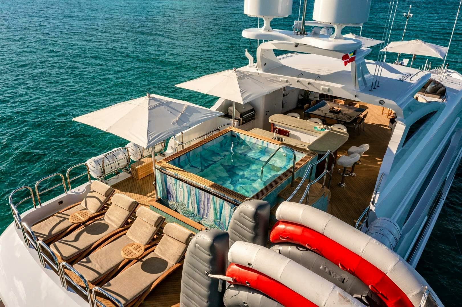 164' Trinity Yachts 2011 — view 4
