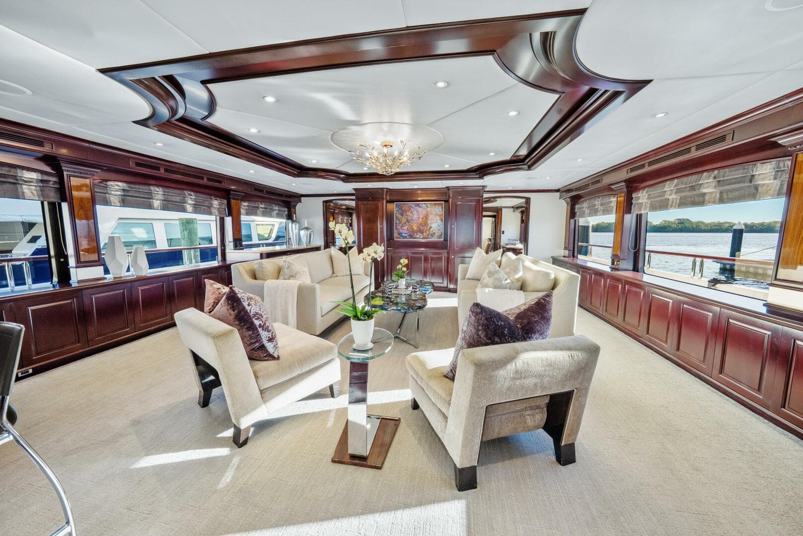 157' Trinity Yachts 2005 — view 2