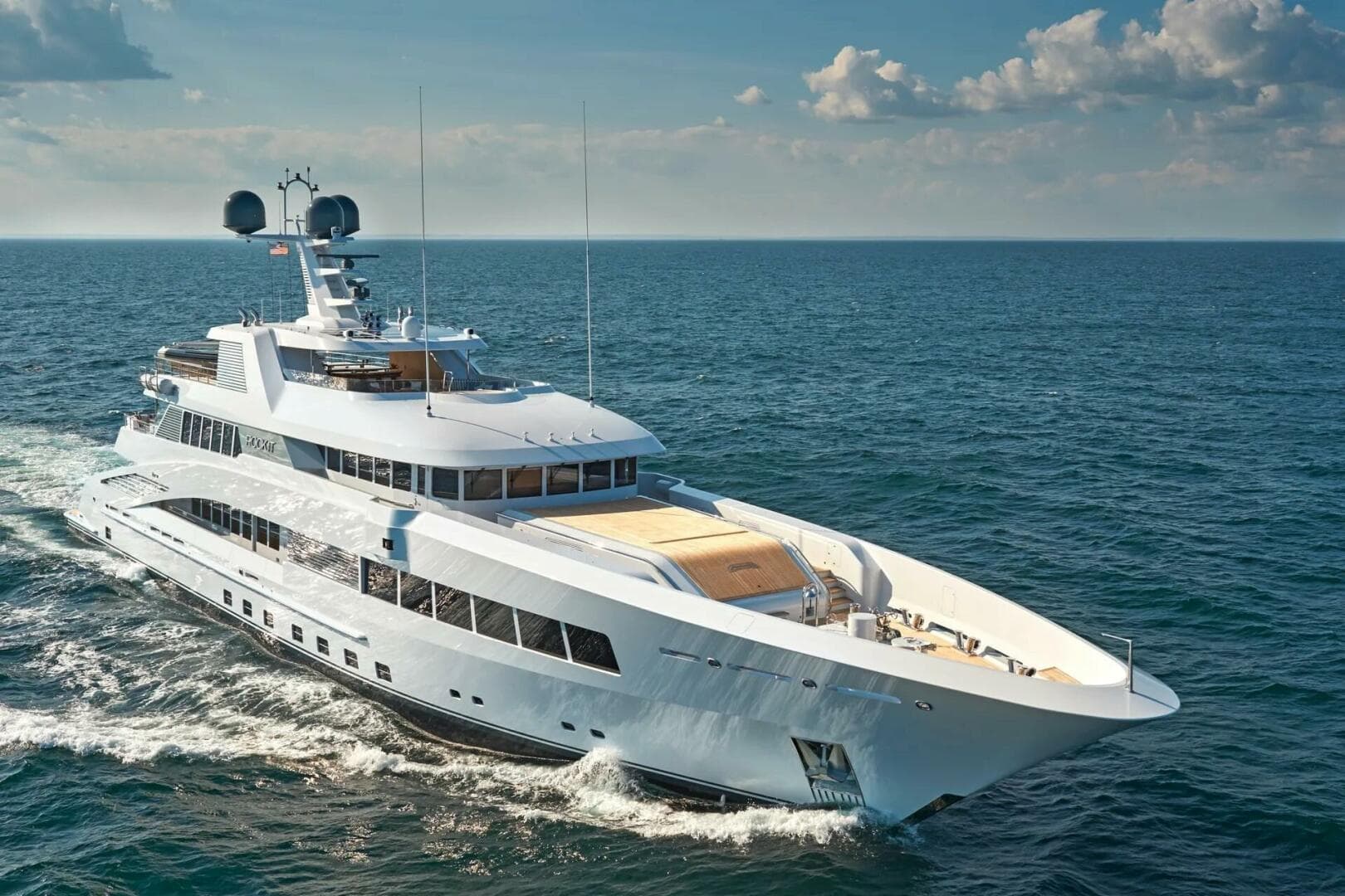 198' Feadship 2014 — view 3