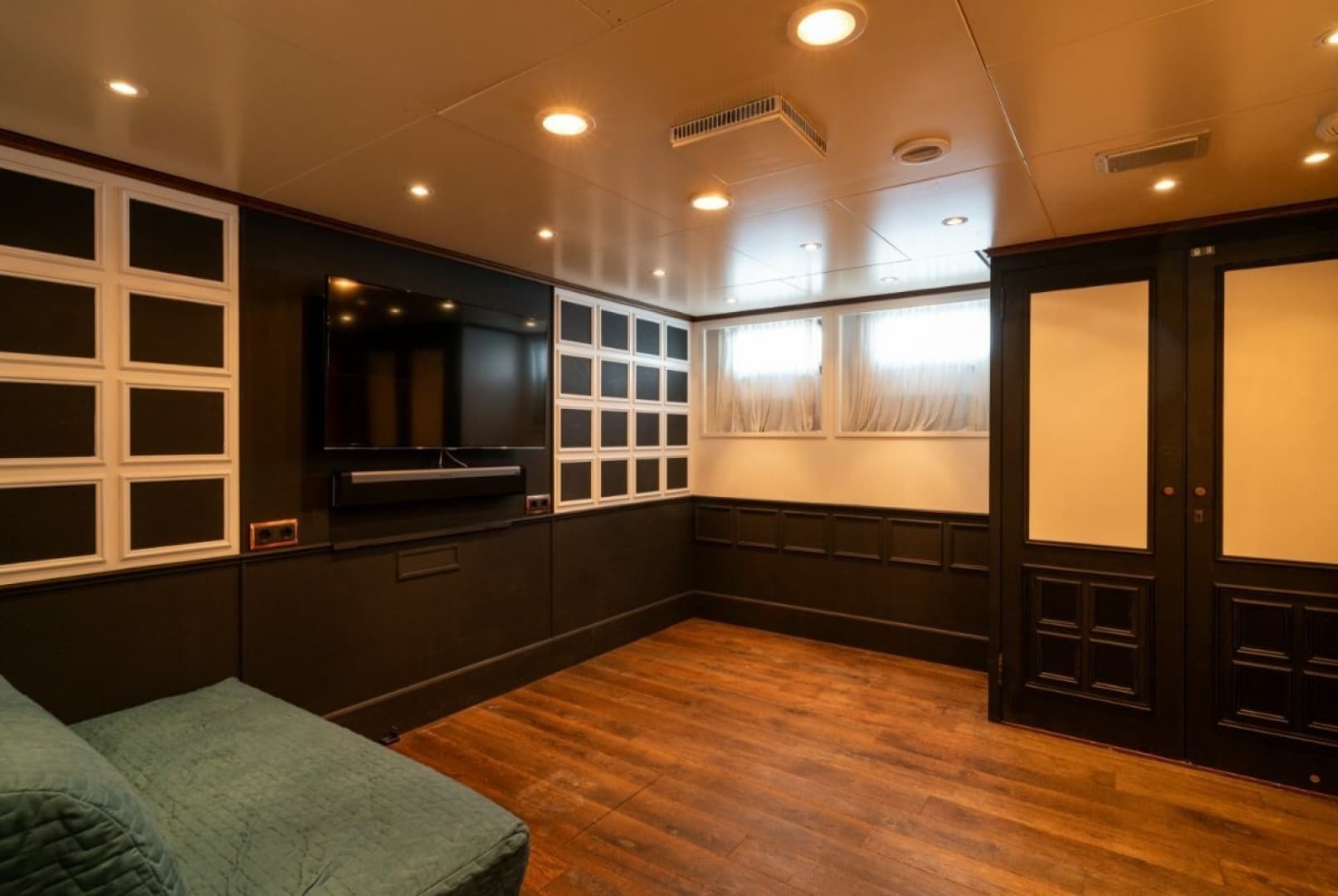 198' Feadship 1979 — view 5